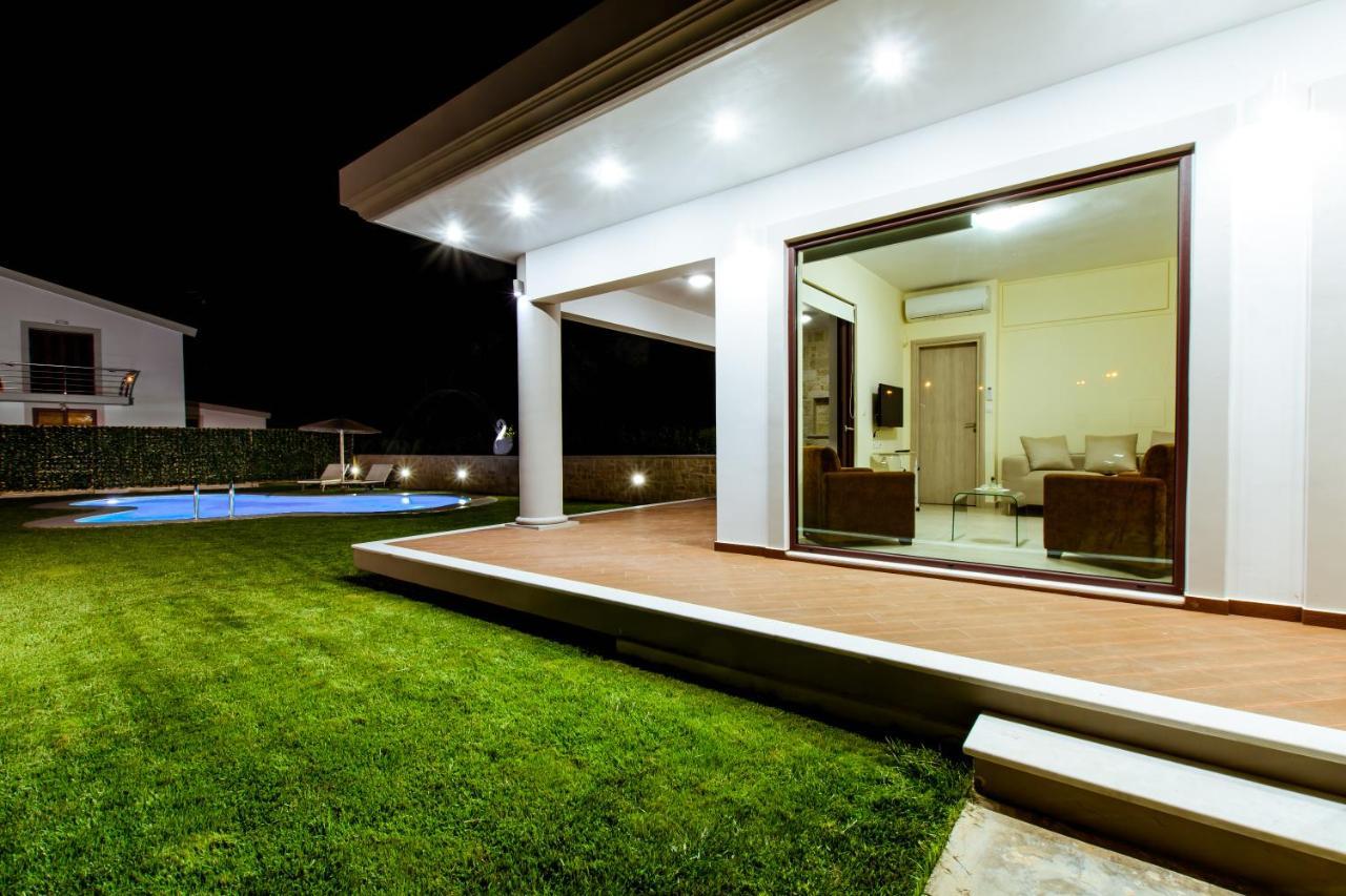Chania Oasis With Heated Pool Bagian luar foto