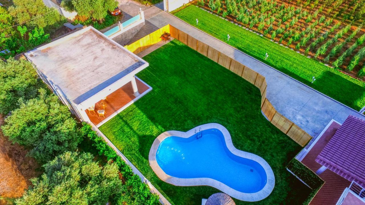 Chania Oasis With Heated Pool Bagian luar foto