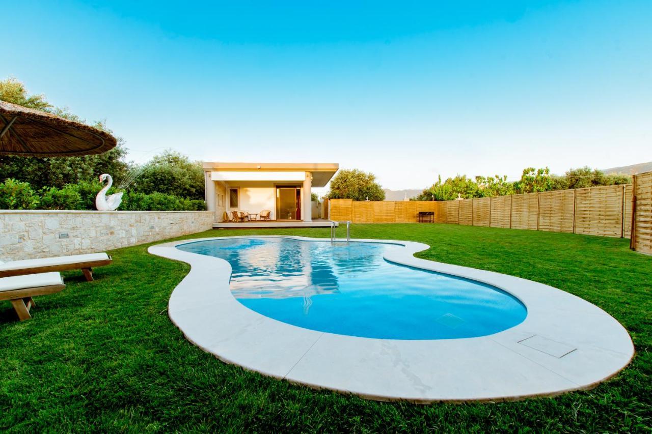 Chania Oasis With Heated Pool Bagian luar foto